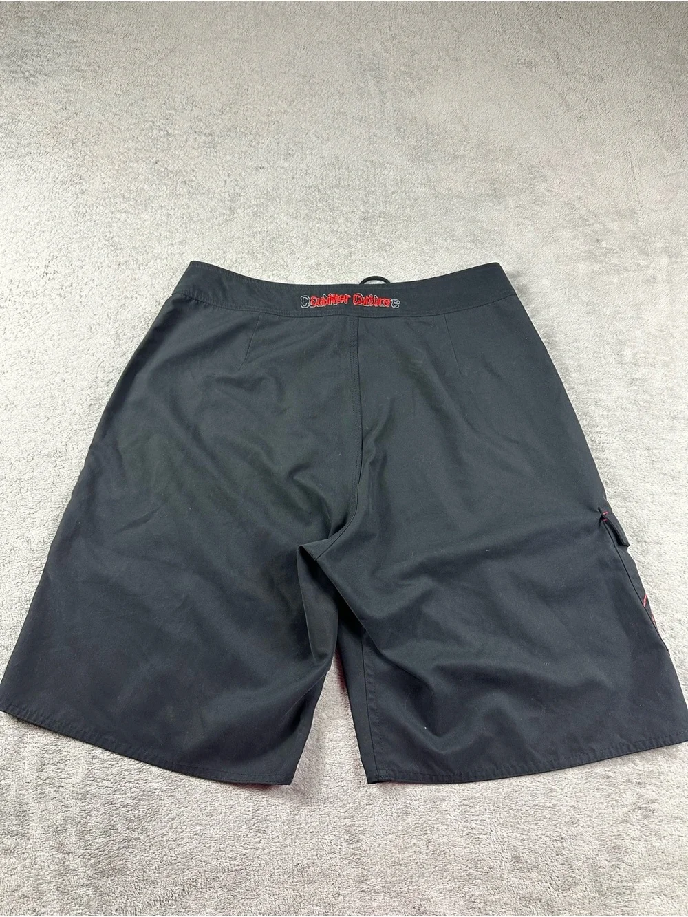 Counter Culture Board Shorts Mens Size 33 Black Red Surf Swim Cargo Shorts
